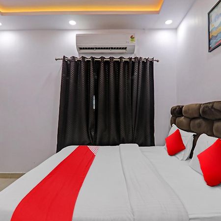 Oyo Flagship 81064 Chaudhary In Hotel Gorakhpur Ngoại thất bức ảnh