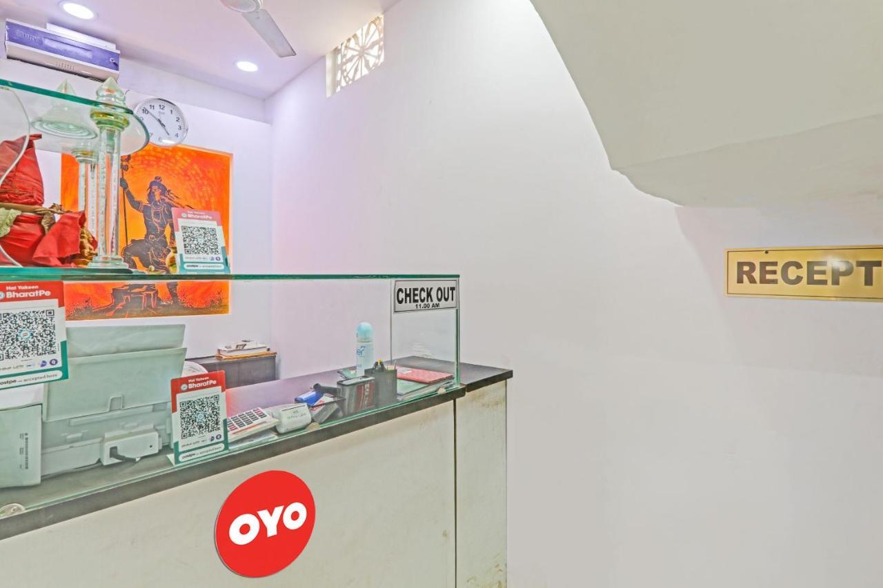 Oyo Flagship 81064 Chaudhary In Hotel Gorakhpur Ngoại thất bức ảnh
