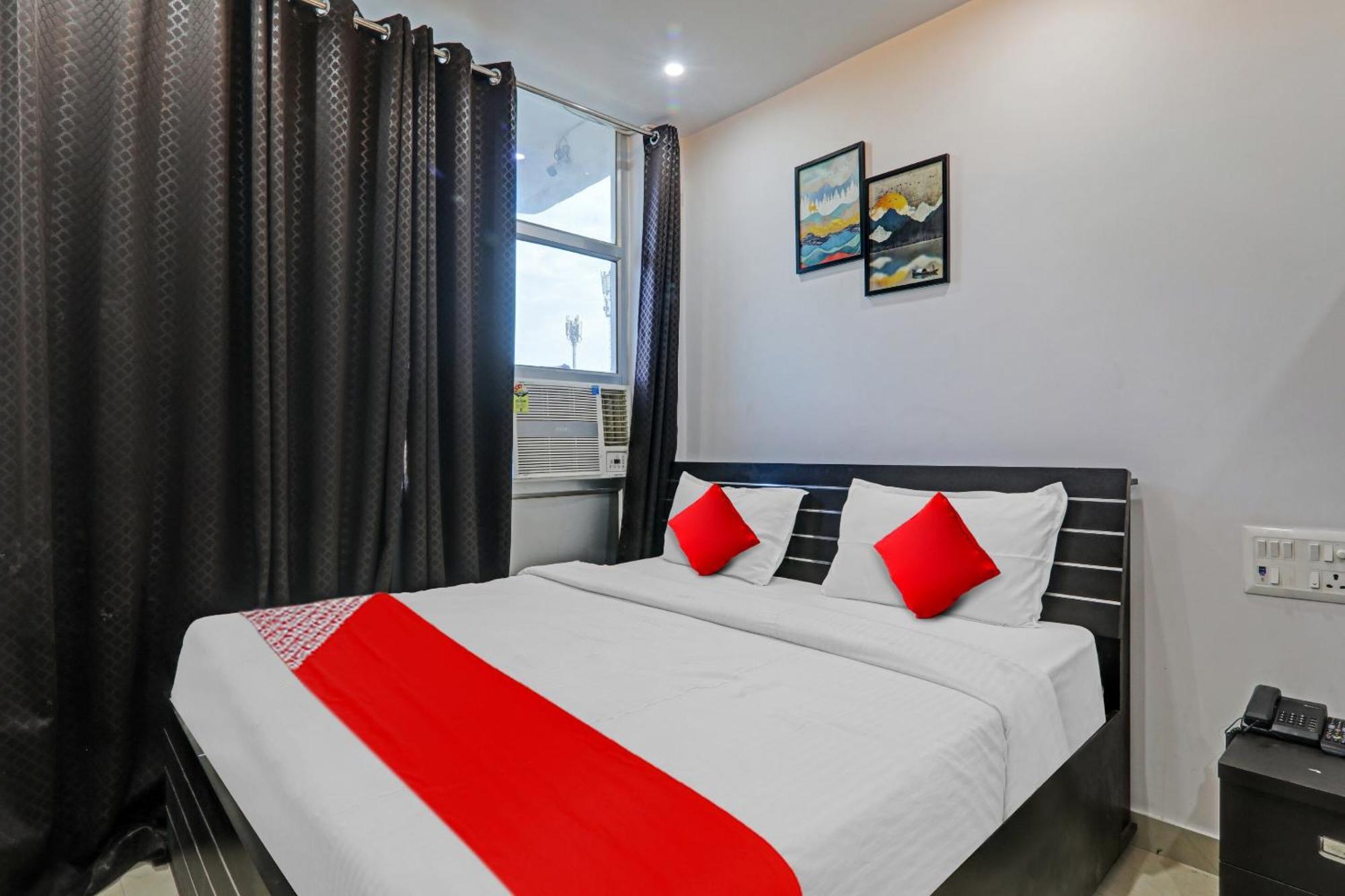 Oyo Flagship 81064 Chaudhary In Hotel Gorakhpur Ngoại thất bức ảnh